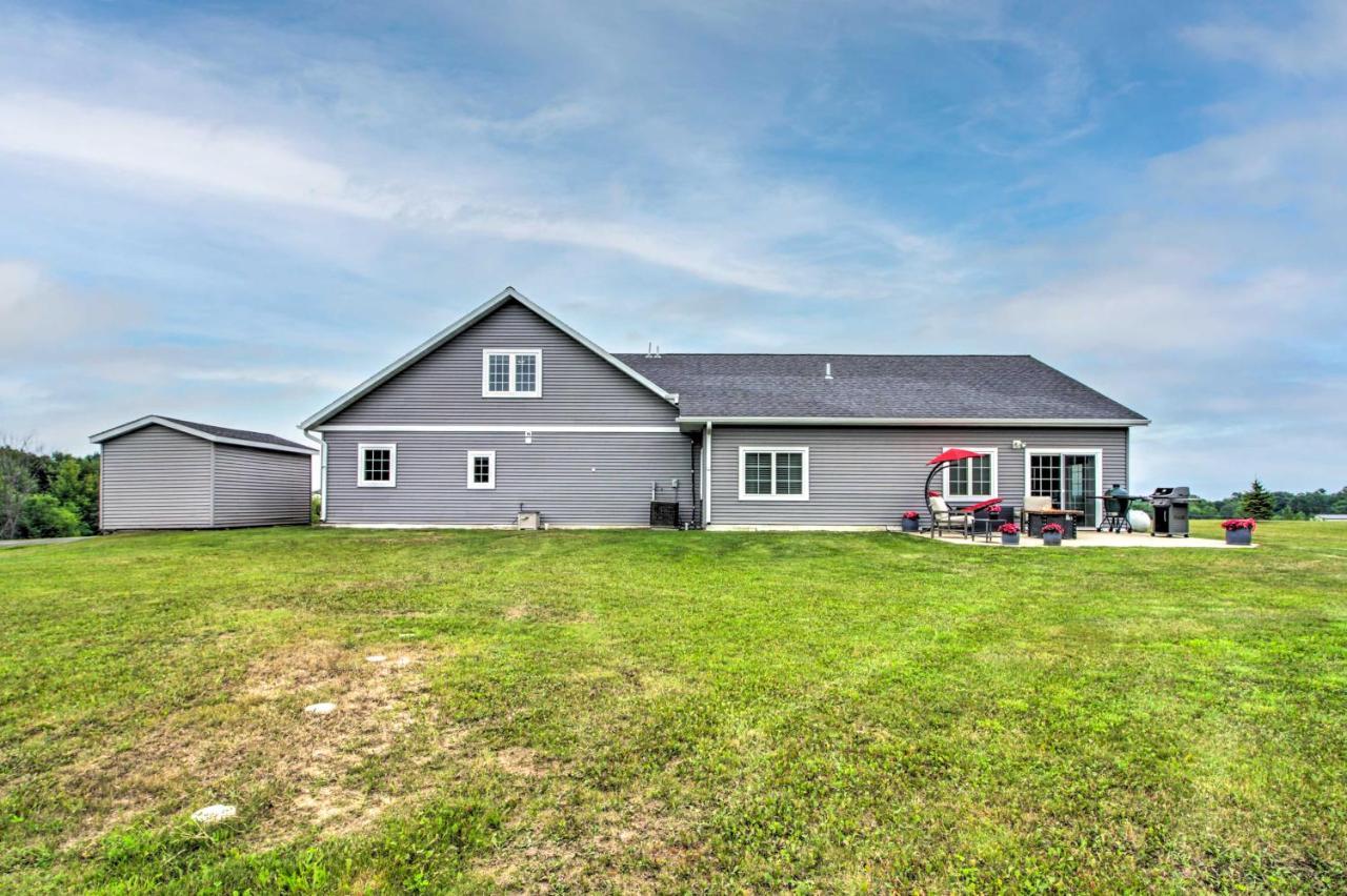 Quiet Retreat With Kayak And Patio, Walk To Lake! Detroit Lakes Exterior photo